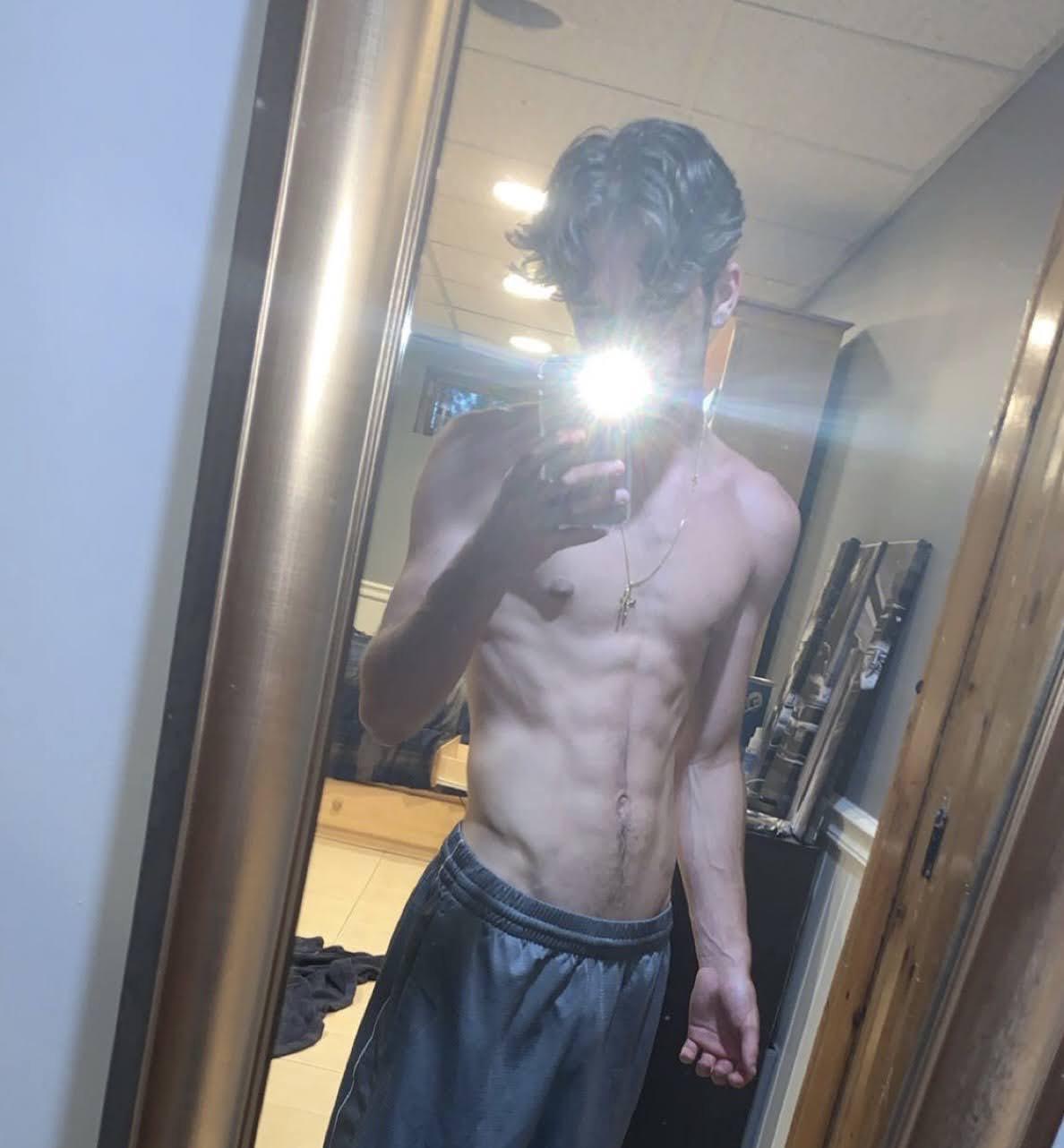 20YO Jason Enjoys Nude Beach & Fit Body porn