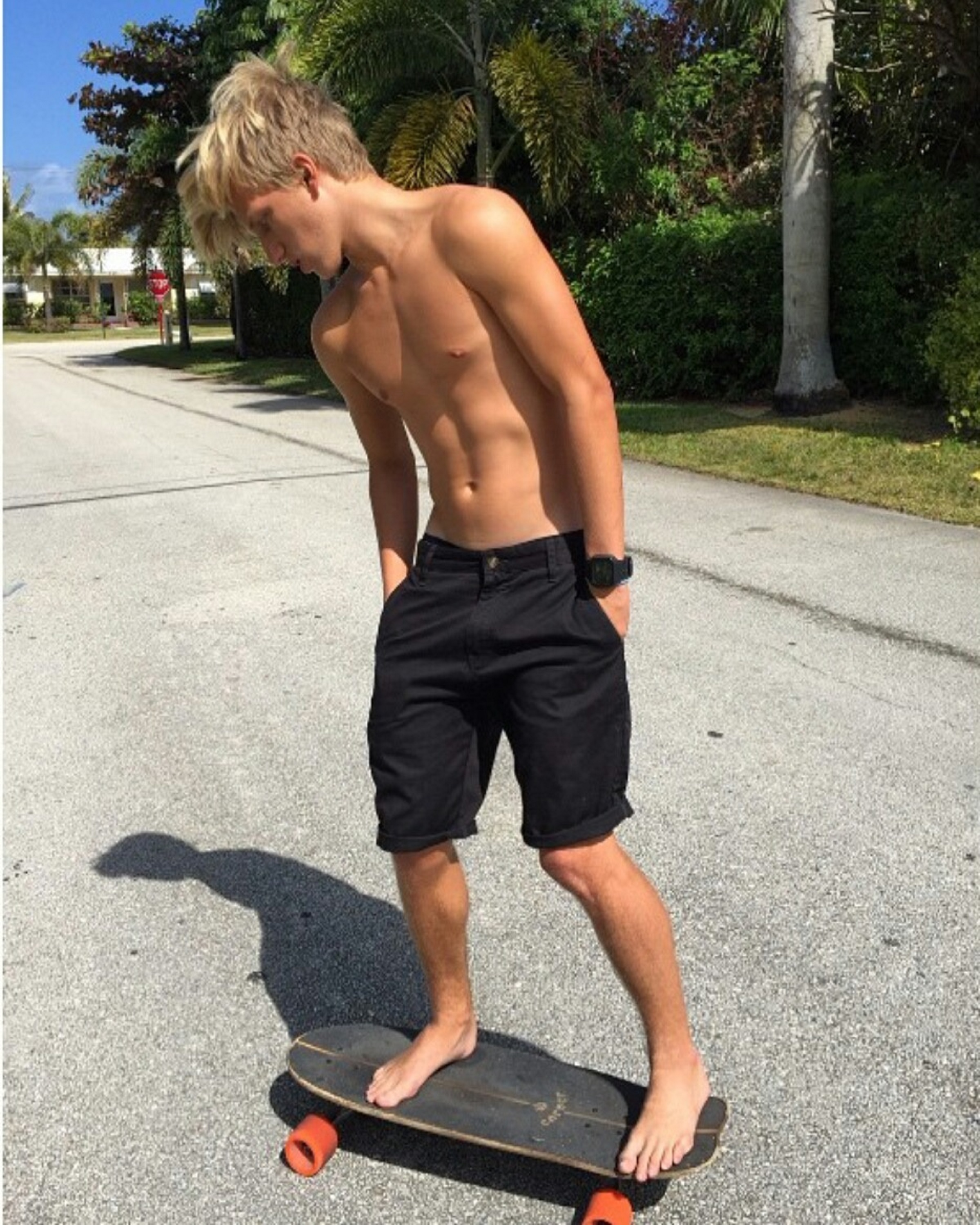 Surf Twink